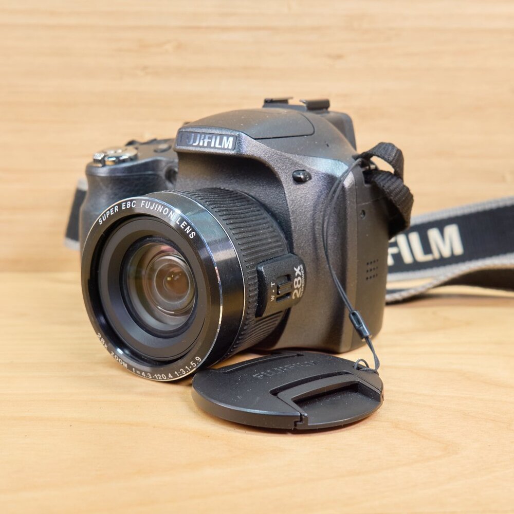 Fujifilm Finepix SL280 14MP Digital Camera, 28X Optical Zoom Lens
